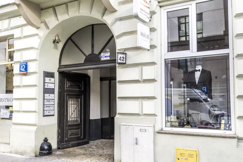 Albergue Mish Mash Nowogrodzka Varsovia Exterior foto